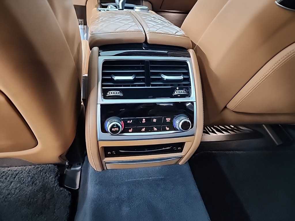 BMW 7 Series 2020 Negro - Importación desde Corea - HF Imports Iquique - Foto 13