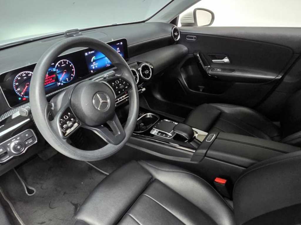 Mercedes Benz A Class - Vista 8