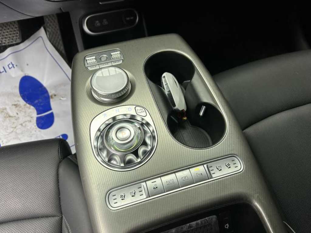 Genesis GV60 2022 Blanco - Importación desde Corea - HF Imports Iquique - Foto 13