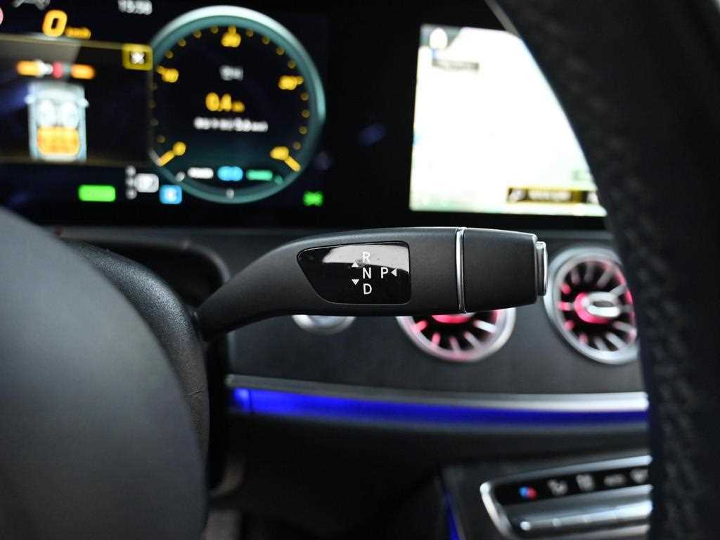 Mercedes Benz CLS Class - Vista 9