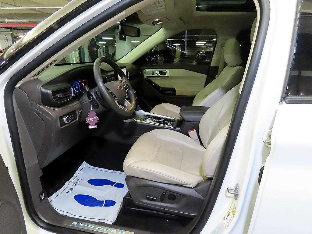 Ford Explorer - Vista 6