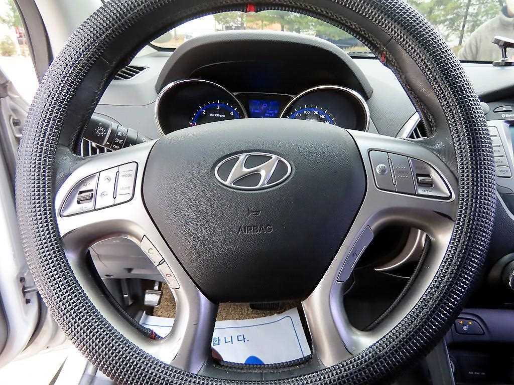 HYUNDAI Tucson - Vista 8