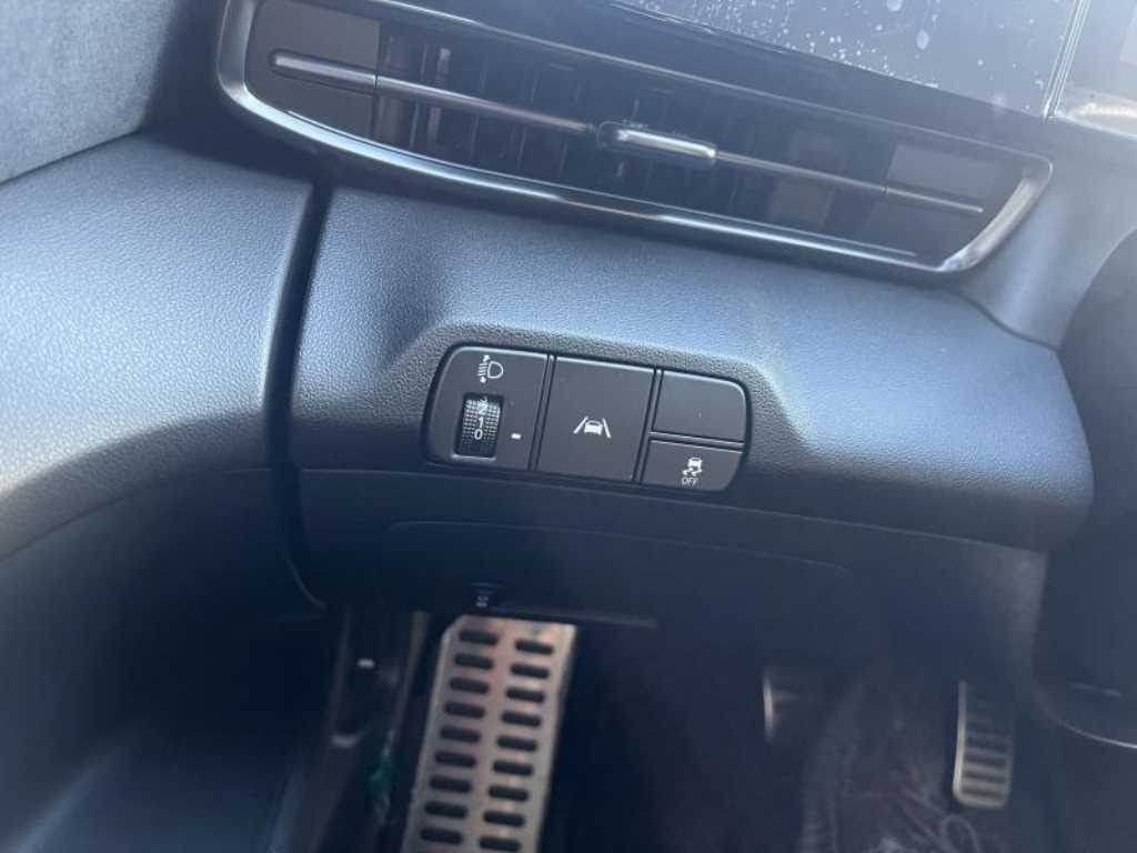 HYUNDAI Avante - Vista 12