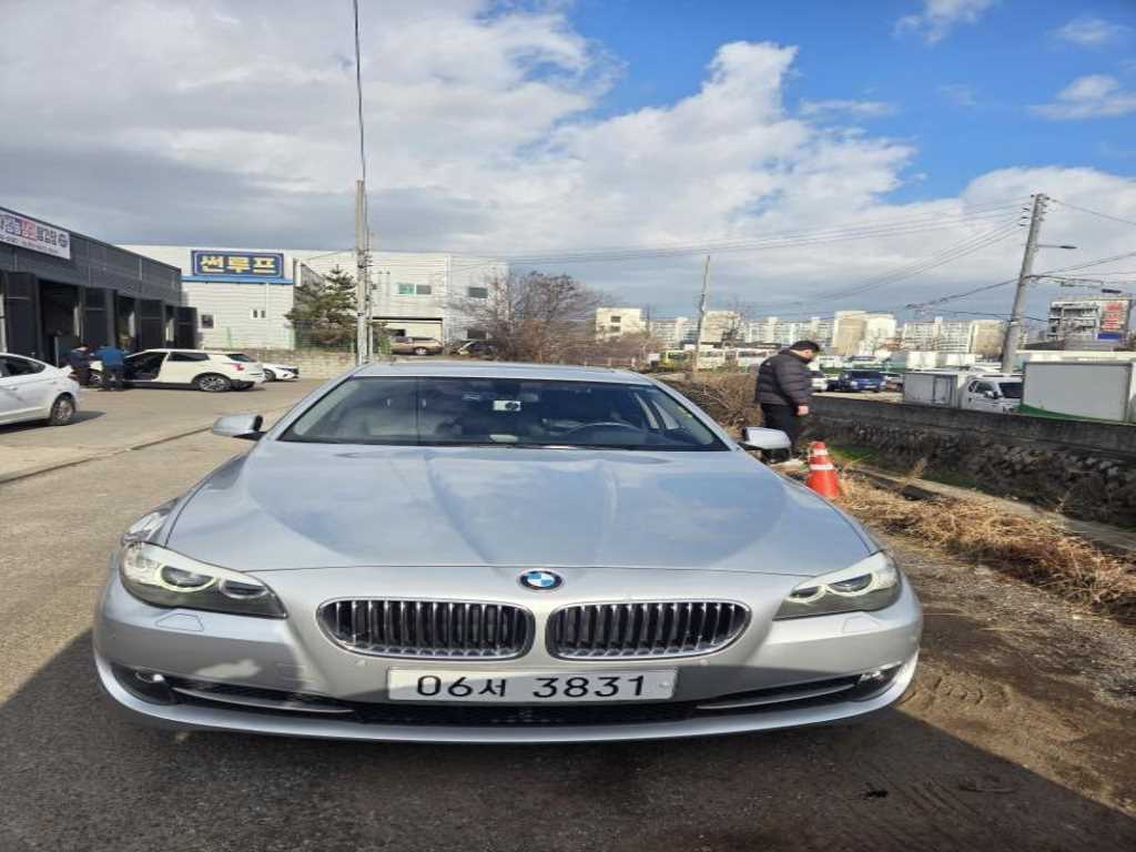 BMW 5 Series 2013 Plateado - Importación desde Corea - HF Imports Iquique - Foto 1