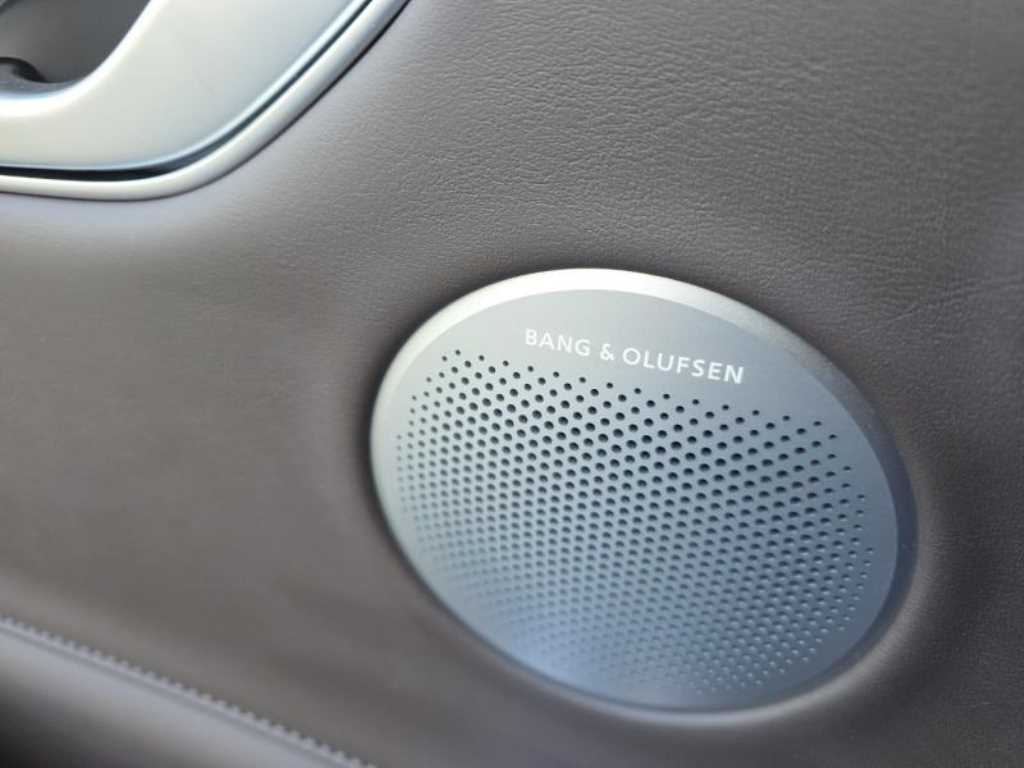 Genesis G80 2025 Gris - Importación desde Corea - HF Imports Iquique - Foto 19