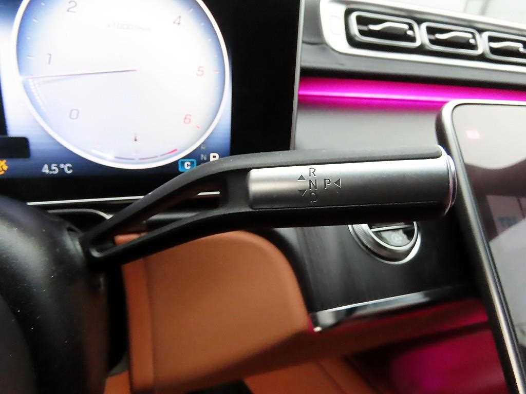 Mercedes Benz S Class - Vista 11