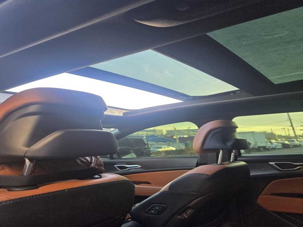 KIA Sportage - Vista 8