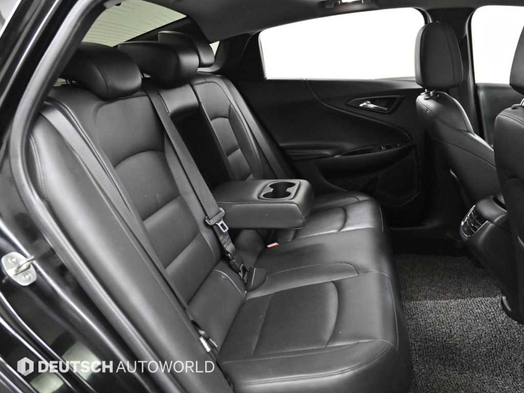 Chevrolet Malibu - Vista 11