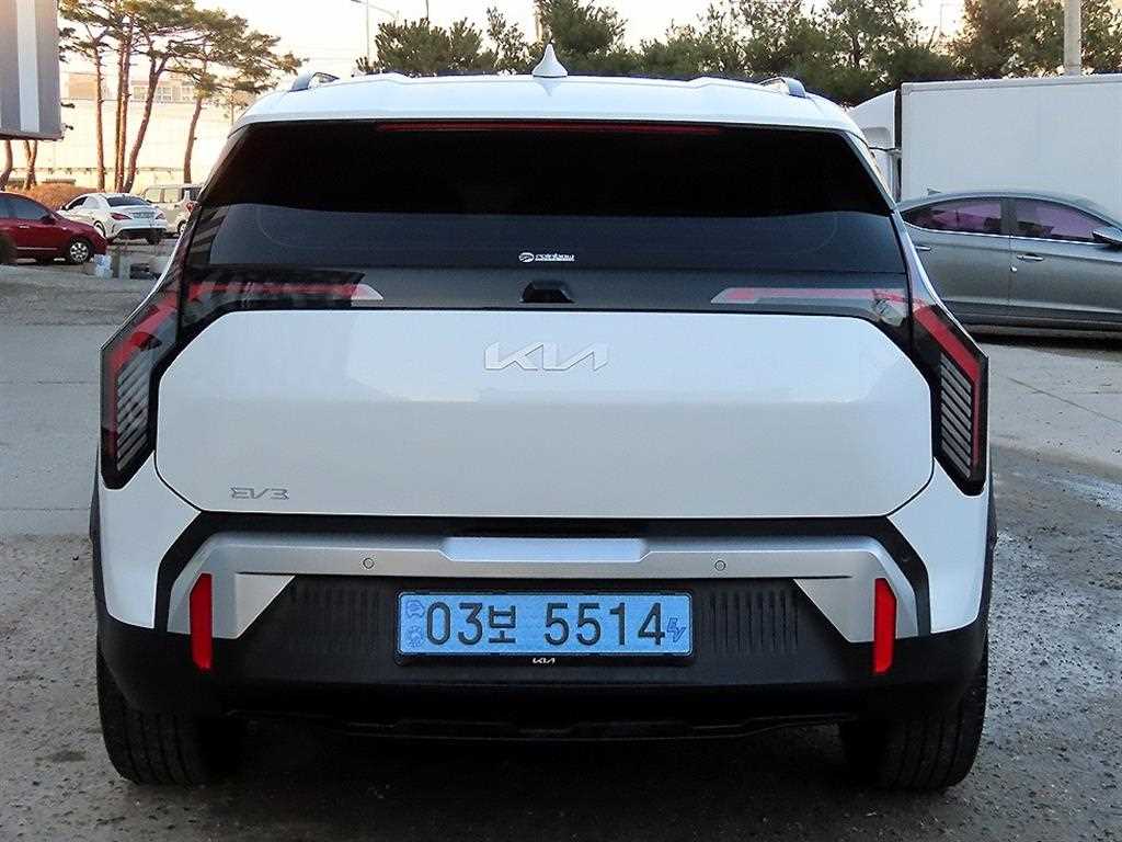 KIA EV3 - Vista 4