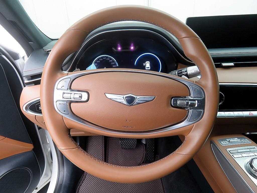 Genesis GV70 - Vista 11