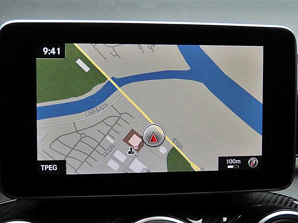 Mercedes Benz GLC Class 2018 Blanco - Importación desde Corea - HF Imports Iquique - Foto 13