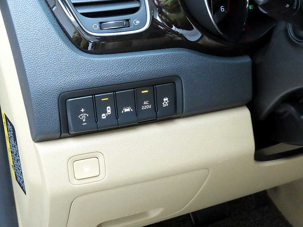 KIA Carnival 2020 Blanco - Importación desde Corea - HF Imports Iquique - Foto 13