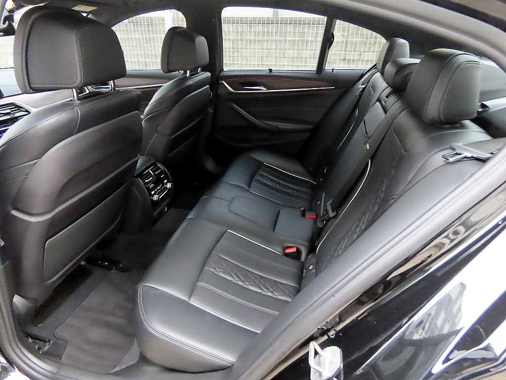 BMW 5 Series - Vista 6