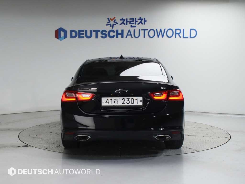 Chevrolet Malibu - Vista 4