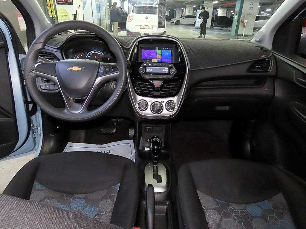 Chevrolet Spark - Vista 10
