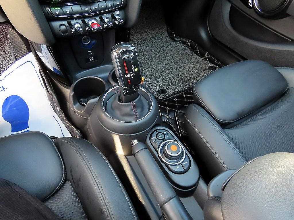 Mini Cooper - Vista 11