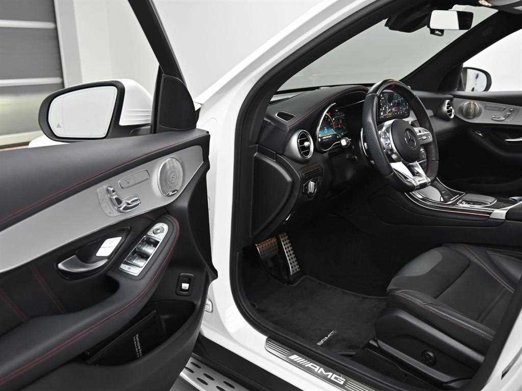 Mercedes Benz GLC Class - Vista 11