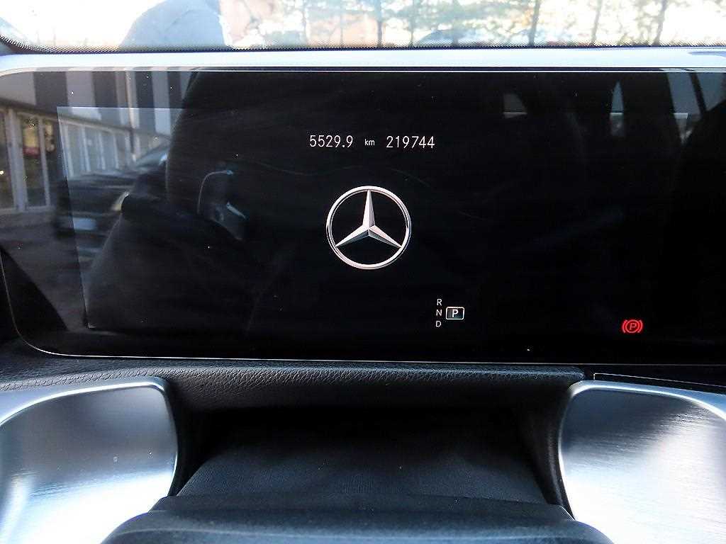 Mercedes Benz GLB Class - Vista 9