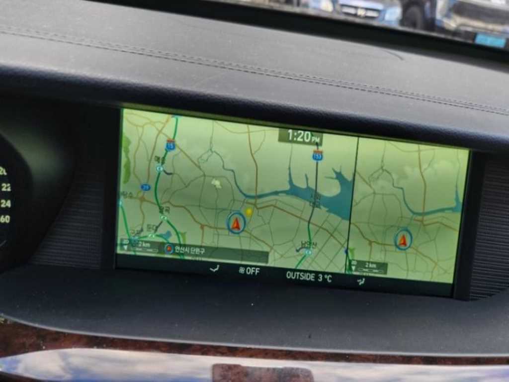 Genesis EQ900 - Vista 12