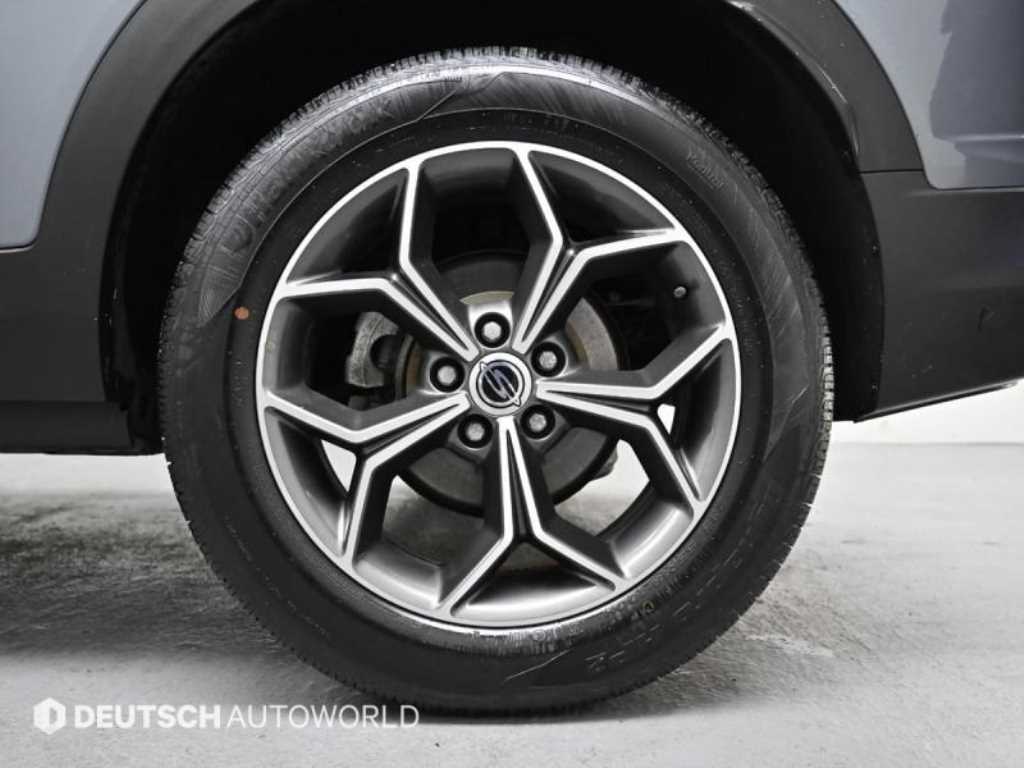 Ssangyong Korando - Vista 5