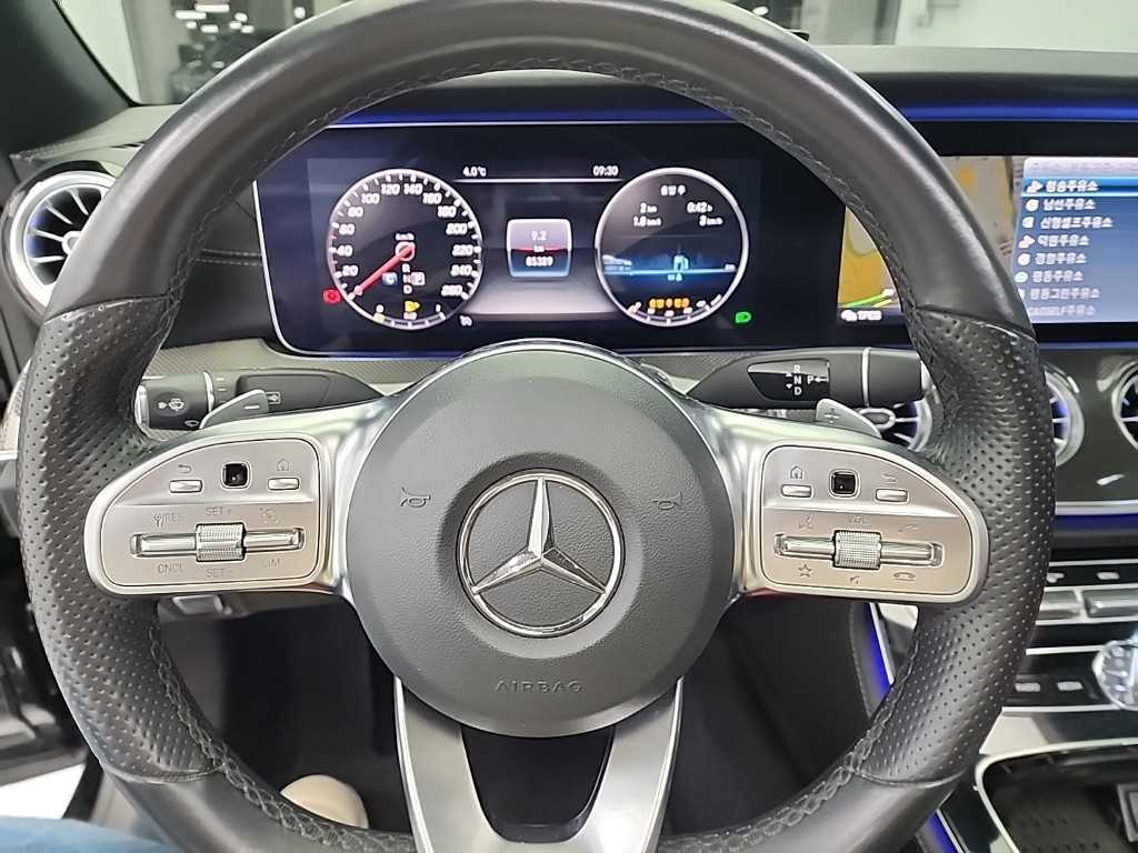 Mercedes Benz E class - Vista 9