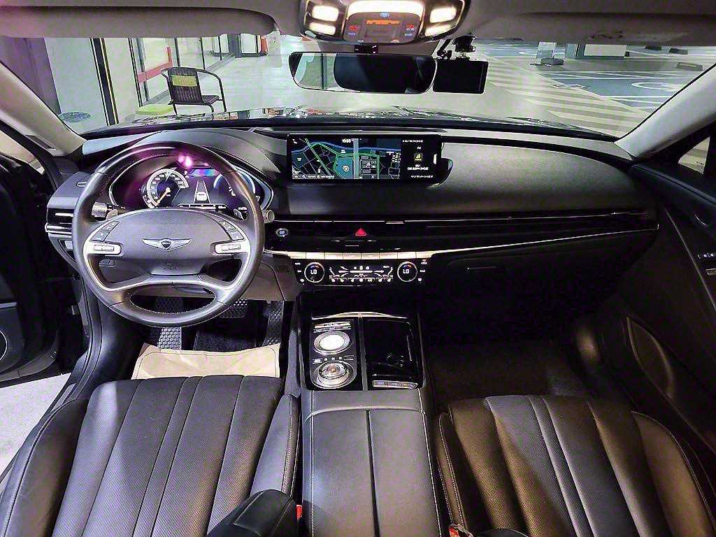 Genesis G80 - Vista 6