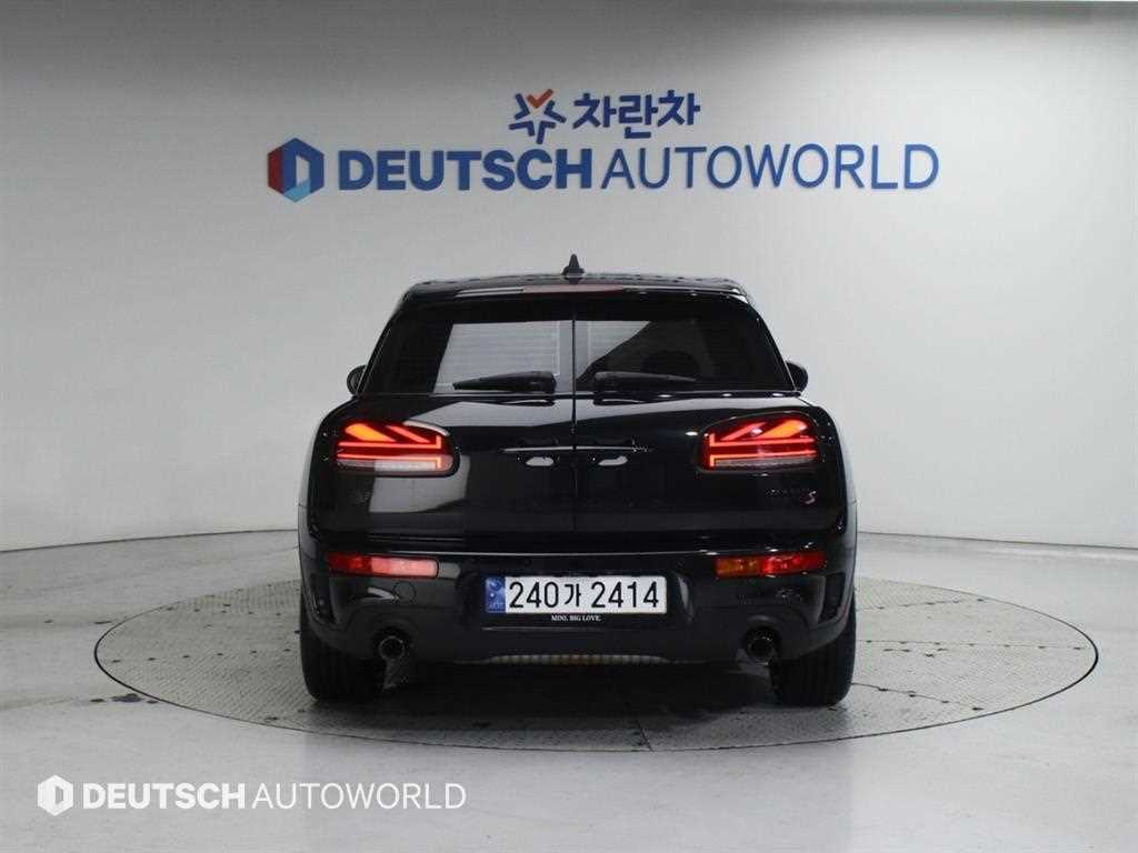 Mini Clubman - Vista 4