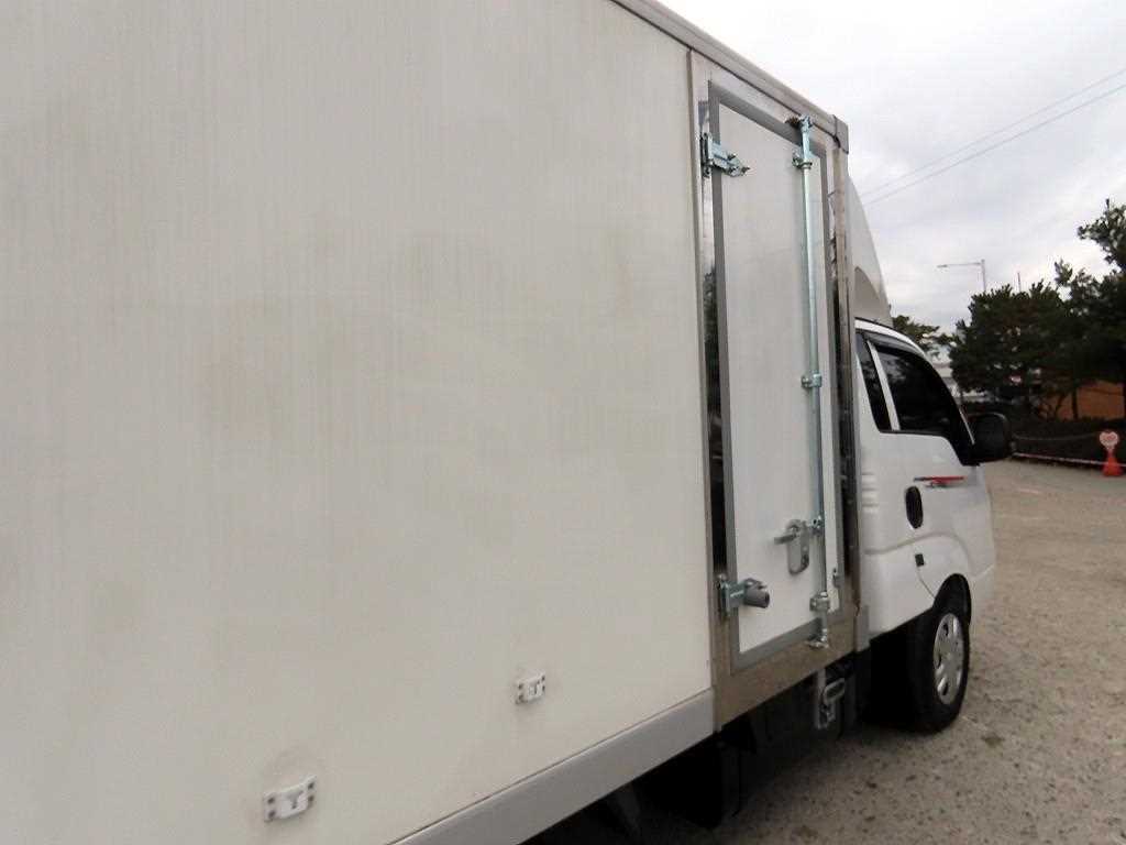 Small Truck Freezer Box(High Deck) - Vista 5