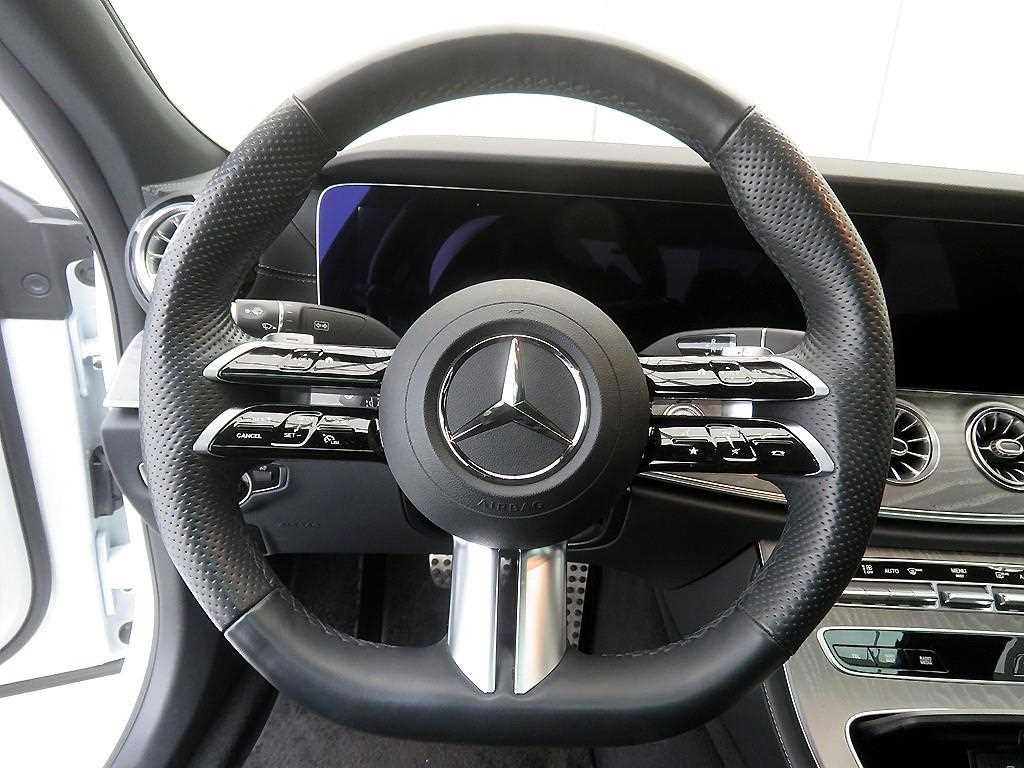 Mercedes Benz CLS Class - Vista 12