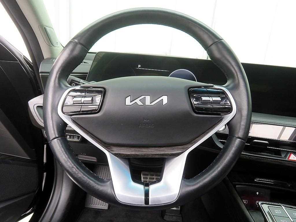 KIA K8 - Vista 10