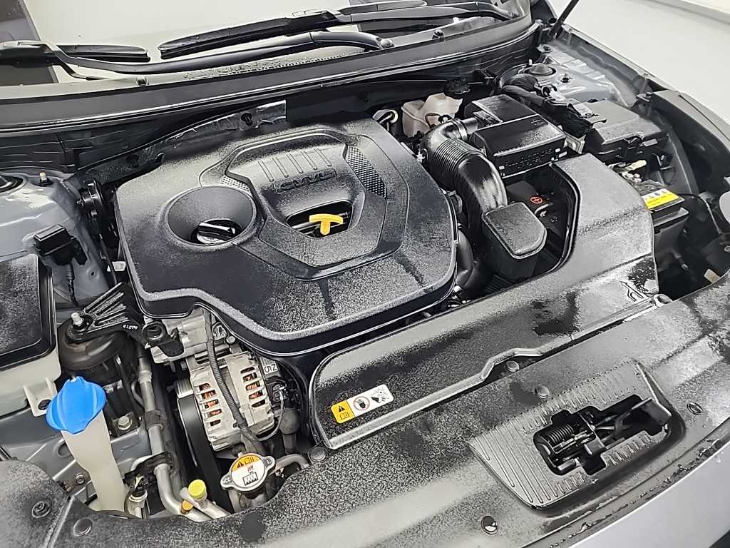 HYUNDAI Sonata - Vista 5