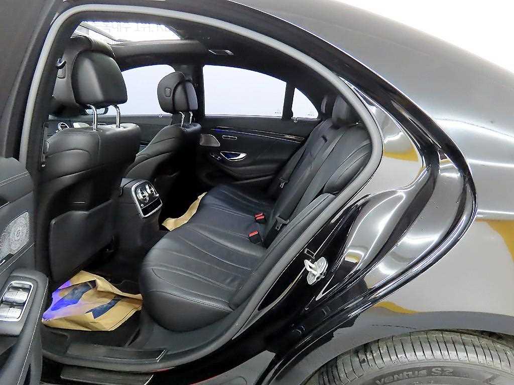 Mercedes Benz S Class - Vista 6