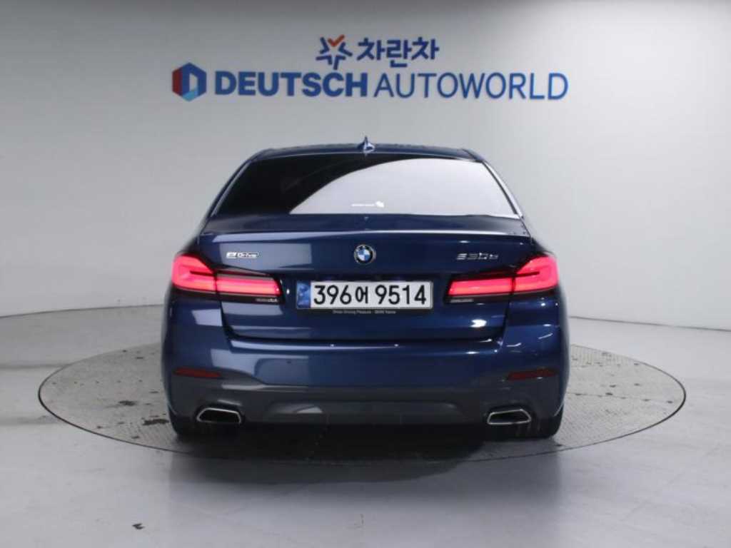 BMW 5 Series - Vista 4