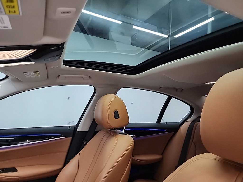 BMW 5 Series 2020 Negro - Importación desde Corea - HF Imports Iquique - Foto 14