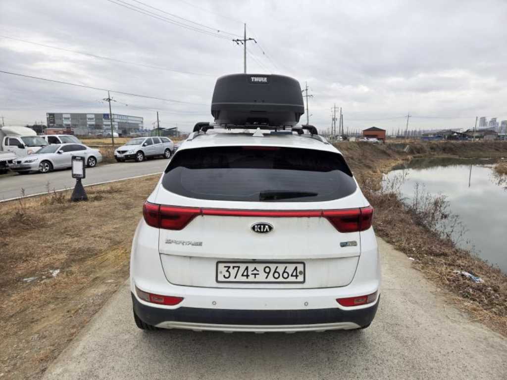 KIA Sportage - Vista 4