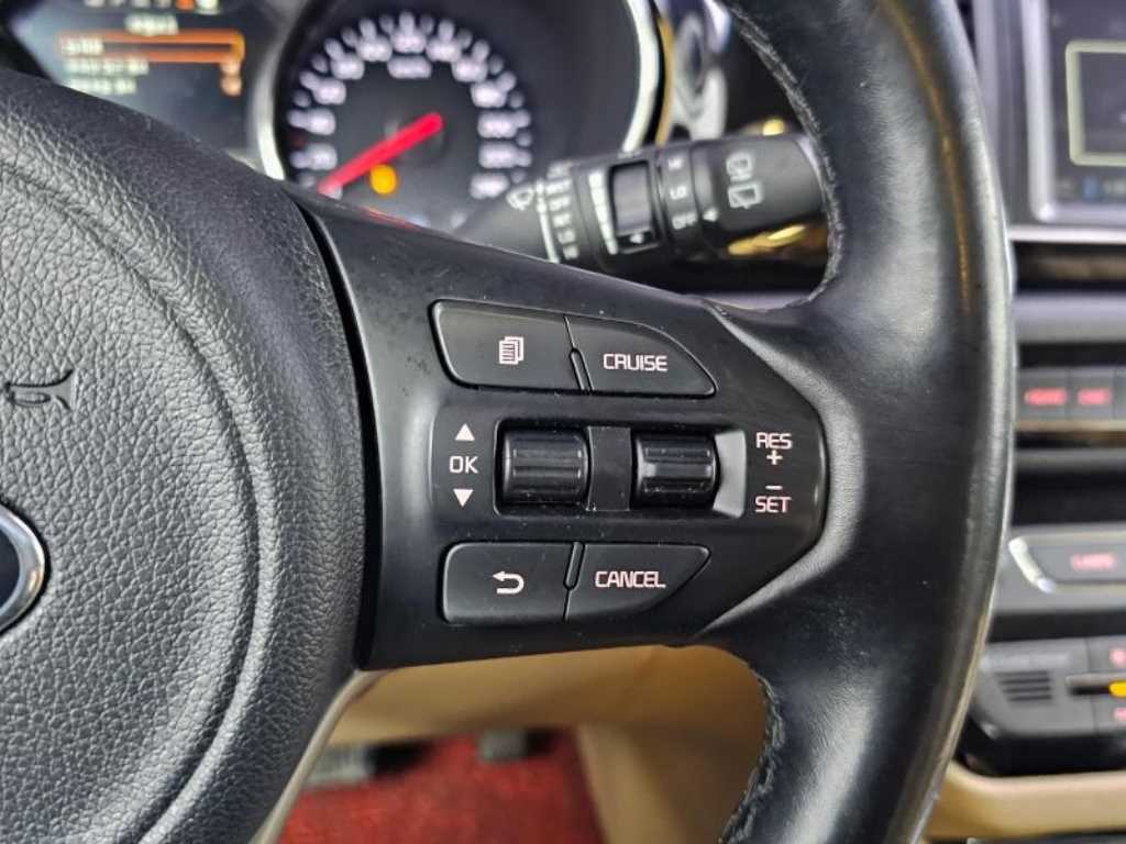 KIA Carnival 2016 Negro - Importación desde Corea - HF Imports Iquique - Foto 18