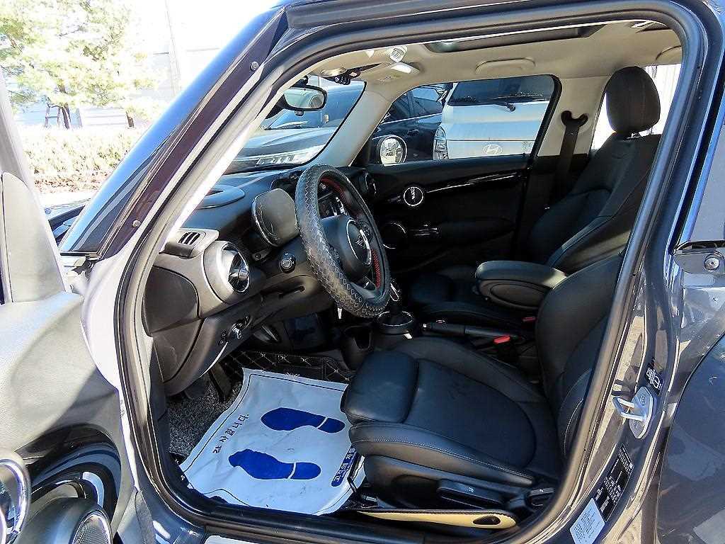 Mini Cooper - Vista 5