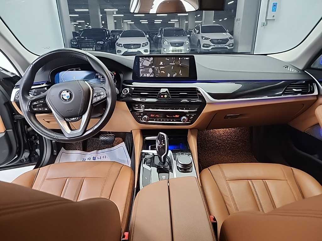 BMW 5 Series - Vista 7