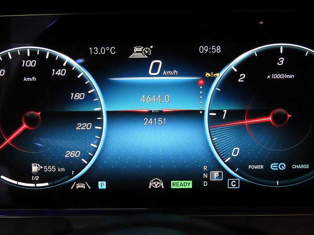 Mercedes Benz E class - Vista 9