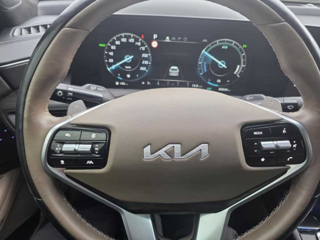 KIA K8 - Vista 10