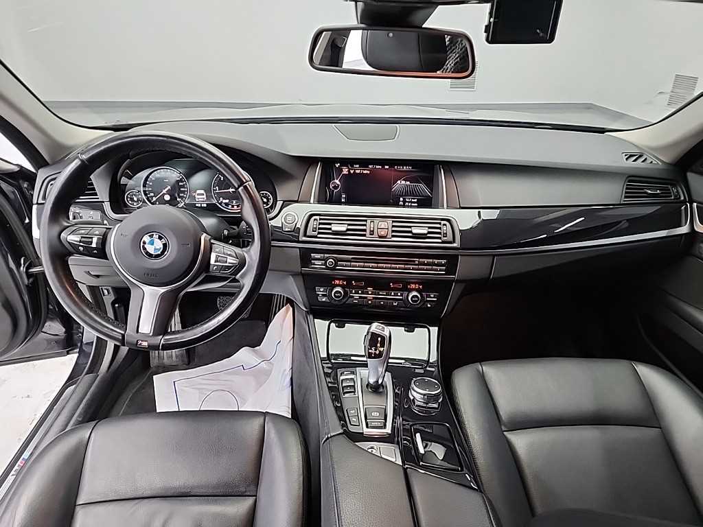 BMW 5 Series - Vista 7