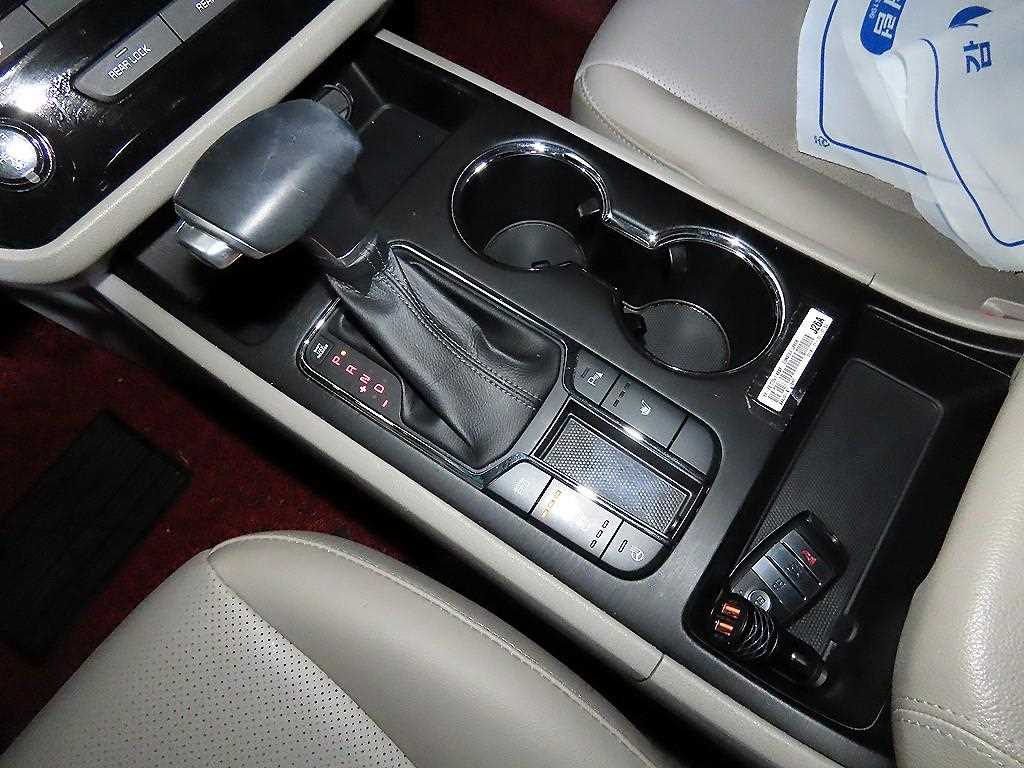 KIA Carnival 2019 Gris - Importación desde Corea - HF Imports Iquique - Foto 13