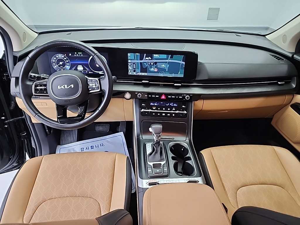 KIA Carnival - Vista 7