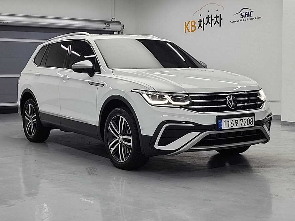 Volkswagen Tiguan - Vista 4