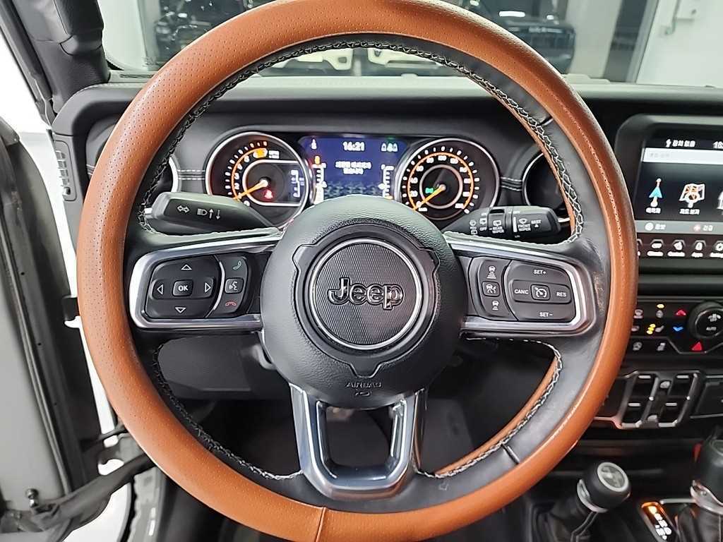 Jeep Wrangler - Vista 9