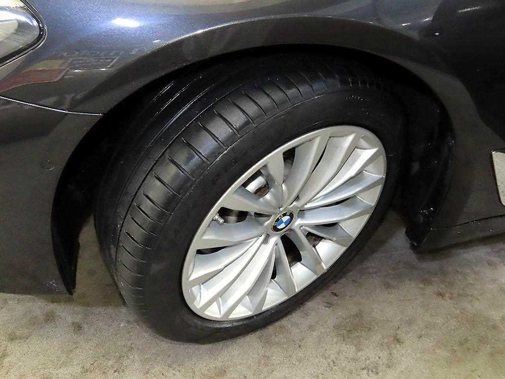 BMW 5 Series 2021 Gris - Importación desde Corea - HF Imports Iquique - Foto 20