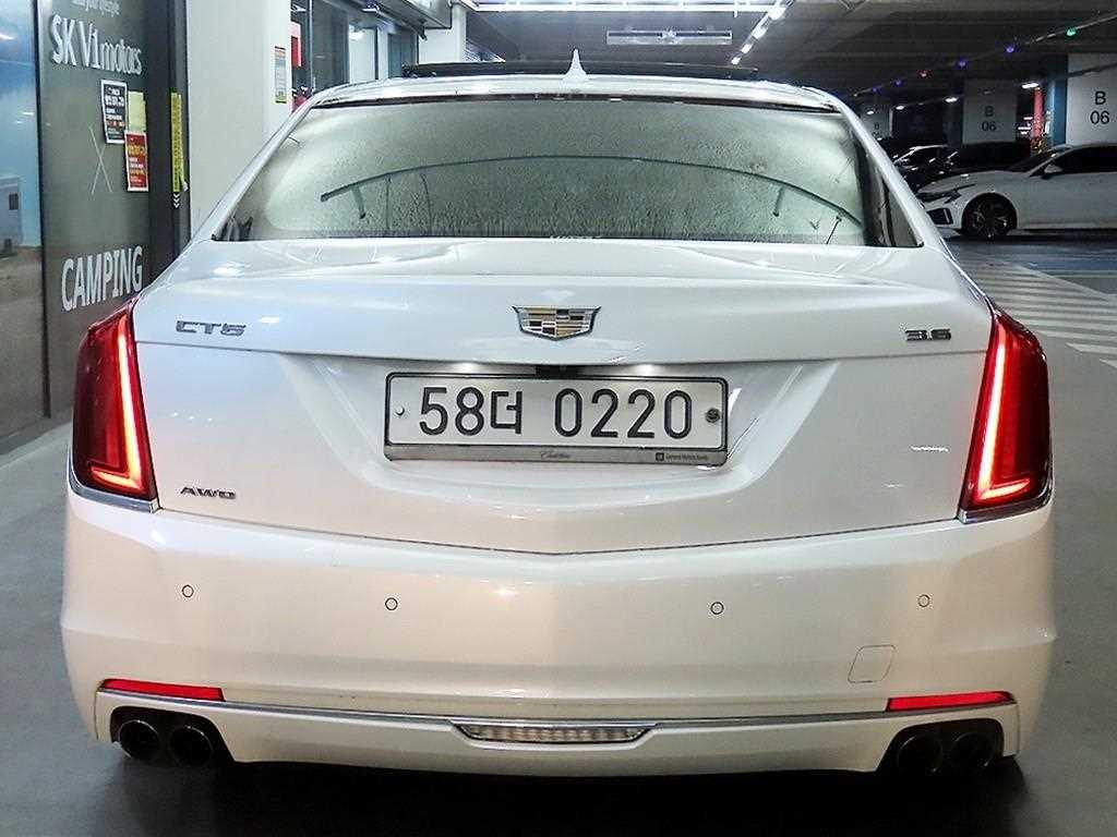 Cadillac CT6 - Vista 6
