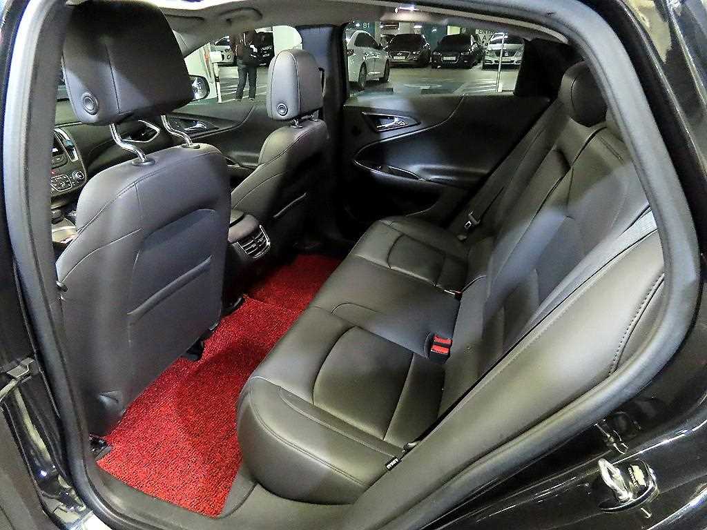 Chevrolet Malibu - Vista 7