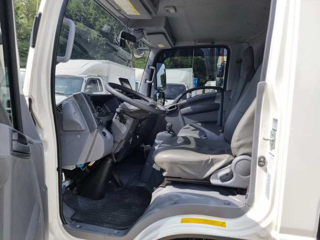 medium and large cargo Cargo - Vista 9