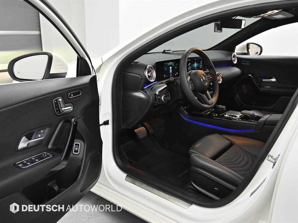 Mercedes Benz A Class - Vista 11